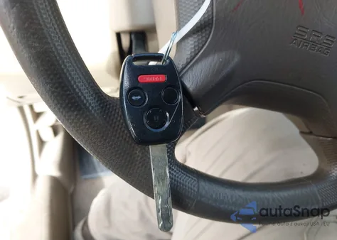 2005 Honda Cr-V Lx from USA, damaged, VIN JHLRD68595C013644